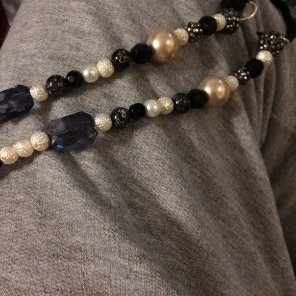 Hand-crafted Necklace - Picture 3 of 4